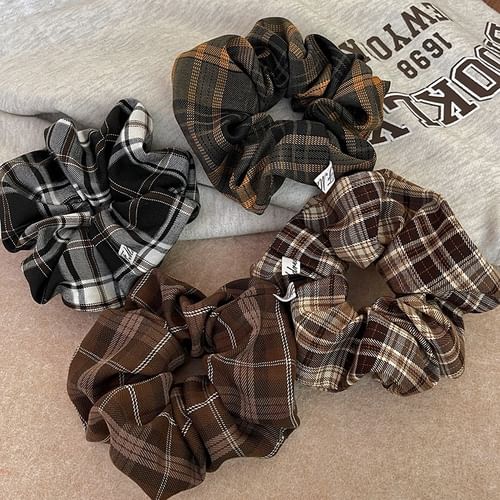 Plaid scrunchie deals