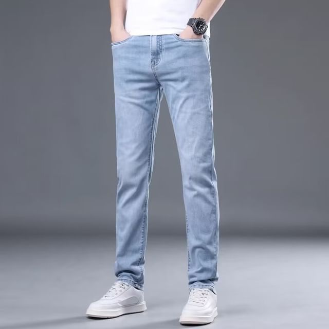 Acrius-Mid Rise Washed Straight Leg Jeans
