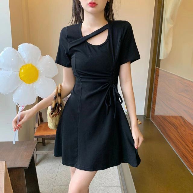 chinese dress ladies Womens Casual Dress Crewneck Ruffle Short Sleeve Drawstring A Line Mini  Dress Summer Flowy Beach Dresses with Pockets Army Green at Amazon Women's  Clothing store