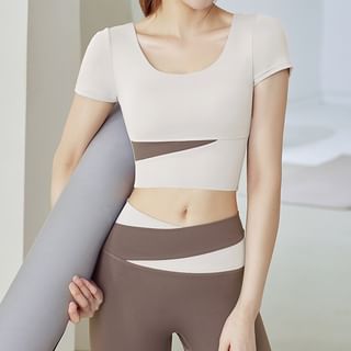 FAYE Short-Sleeve Two Tone Sports Crop Top / Yoga Pants / Yoga Shorts / Set Sale