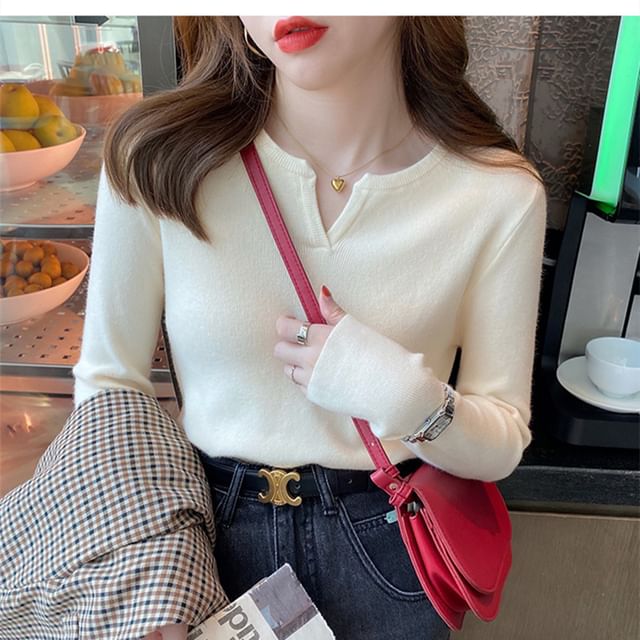 Rorah - Long-Sleeve V-Neck Plain Knit Top | YesStyle