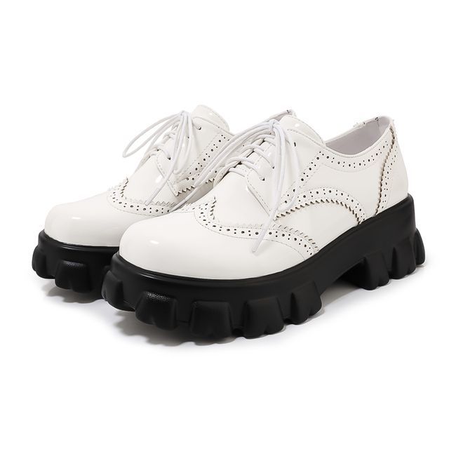 Megan-Platform Patent Lace-Up Wingtip Brogue Shoes