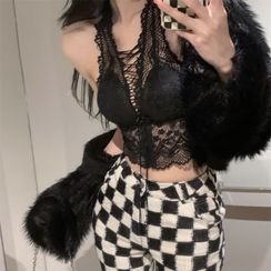 Kizmi - Faux Fur Jacket / Sleeveless Lace Top / Checkerboard Pants