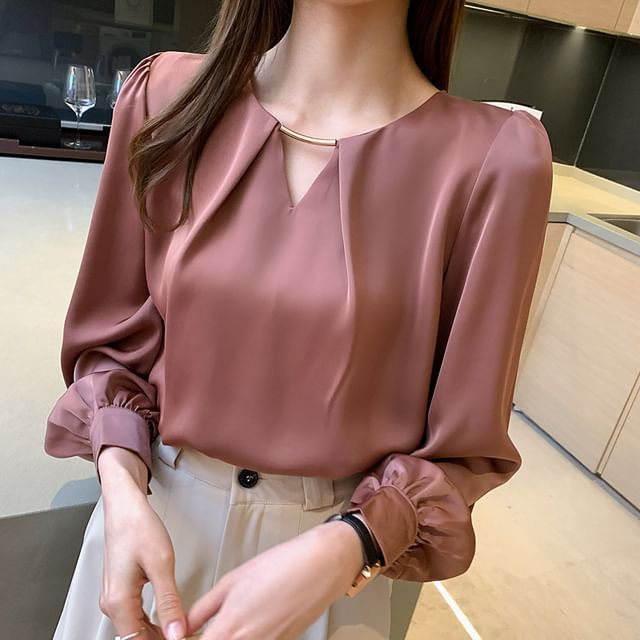 INEN-Long-Sleeve Crew Neck Plain Cutout Blouse