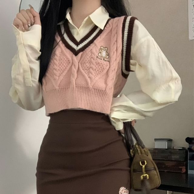 Yako V-Neck Cable Knit Crop Sweater Vest YesStyle