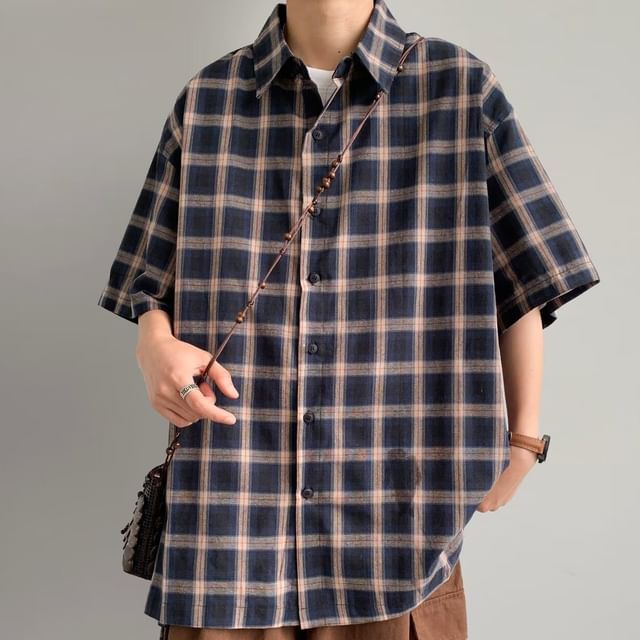 DuckleBeam-Short Sleeve Collared Plaid Oversized Button Up Shirt