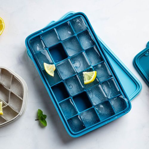 Modern Wife - Silicone / Stainless Steel Ice Cube Tray