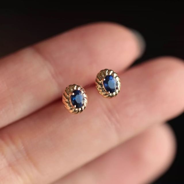 Seirios-Rhinestone Stud Earring
