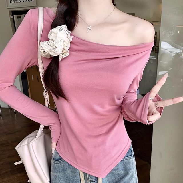 CRIBI-Off Shoulder Long Sleeve Plain Ruched Tee