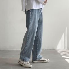 YERGO - Straight-Fit Jeans YERGO - Straight-Fit Jeans