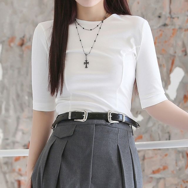SIMPLE BLACK-Elbow-Sleeve Round Neck Plain Tee