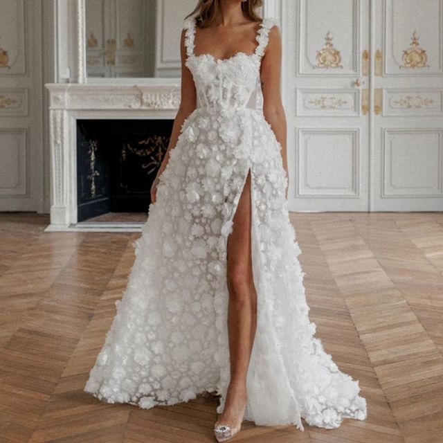 DreesHouse-Sleeveless Mesh Trained A-Line Evening Gown