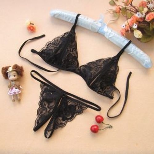Cut Out Underwired Lace Crotchless Lingerie Set