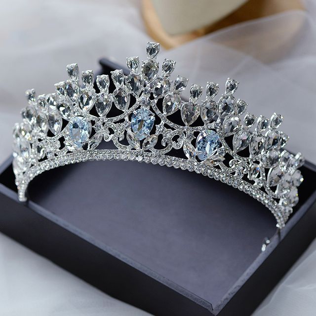 Kanzashi-Rhinestone Crown Headpiece