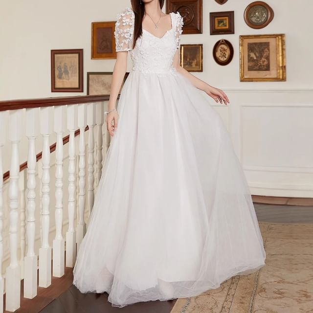 a line women dress BRIDAL MINI A-LINE DRESS WITH FLORAL APPLIQUE BY ANDREA & LEO COUTURE WL082  – Bridal Hive