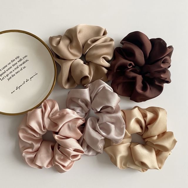 enthice-Plain Silk Scrunchie
