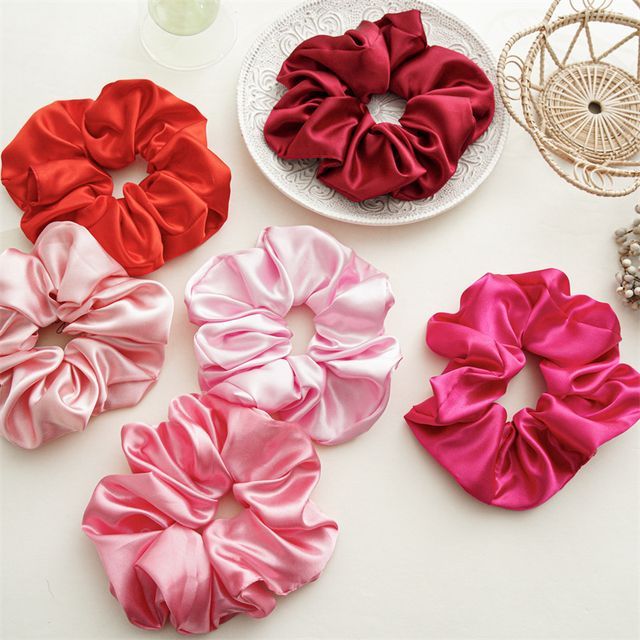 enthice-Plain Fabric Scrunchie