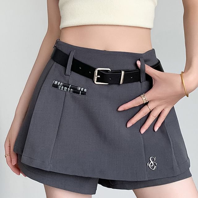 Woohan-High Waist Plain Buckled Skorts