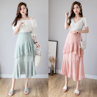 Asymmetrical chiffon retailer skirt Asymmetrical chiffon retailer skirt