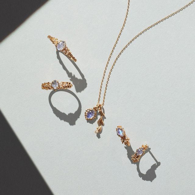 Betsuno-Gemstone Ring Necklace