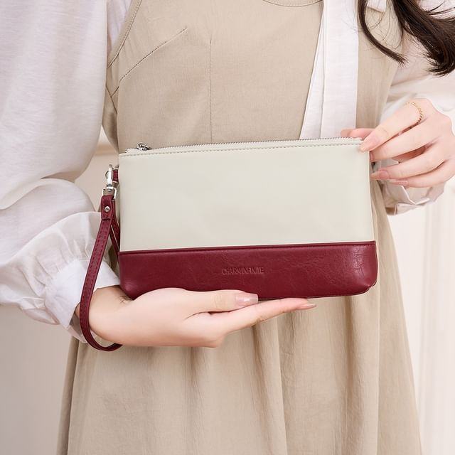 tablarosa-Two Tone Faux Leather Wristlet