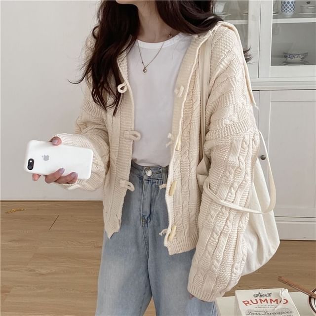 Sisyphi-Plain Cable-Knit Cardigan