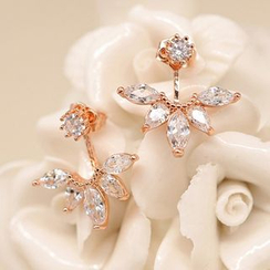 Knick Knack - Rhinestone Petals Swing Earrings Knick Knack - Rhinestone Petals Swing Earrings