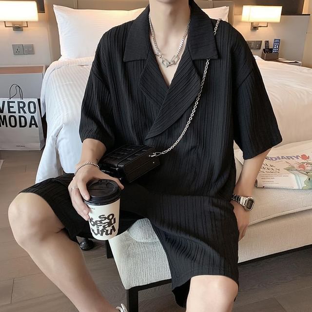 fluffush-Set Short-Sleeve Collared Plain Wrap Shirt Mid Rise Shorts