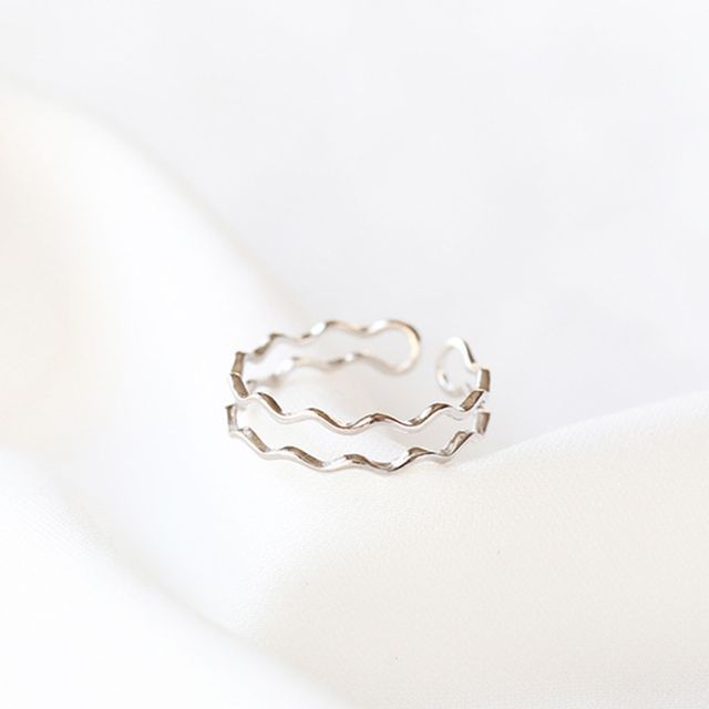 Gaya-Layered Wavy Open Ring