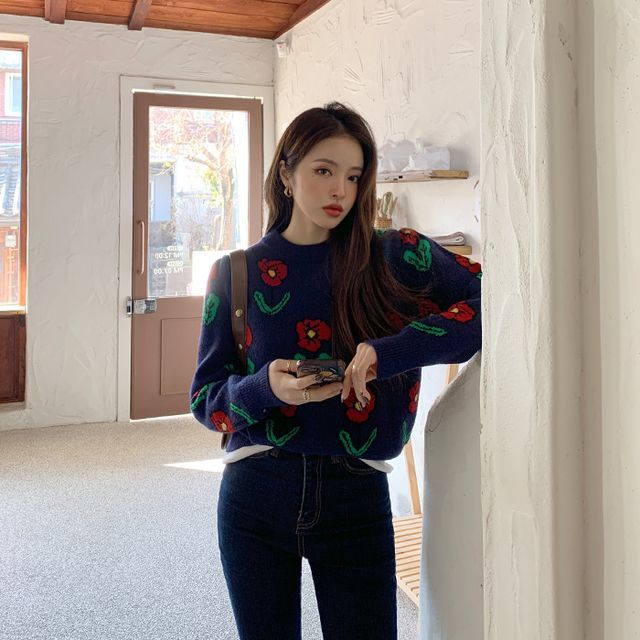 DEEPNY-Floral Patterned Knit Top