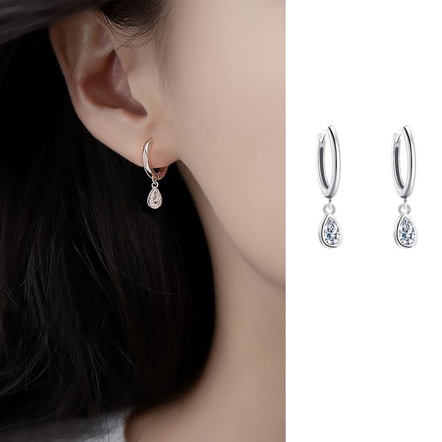 Dashiro-Droplet Rhinestone Sterling Silver Dangle Earring