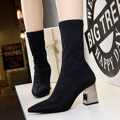 TREL - Chunky Heel Short Sock Boots