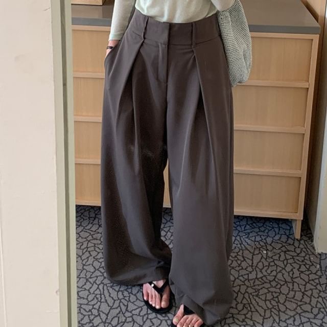 Jesong-High Waist Plain Wide Leg Pants