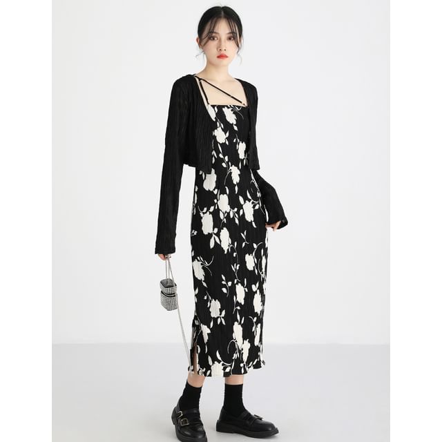 closetaine - Set: Spaghetti Strap Floral Print Midi Dress + Light Jacket | YesStyle closetaine - Set: Spaghetti Strap Floral Print Midi Dress + Light Jacket | YesStyle