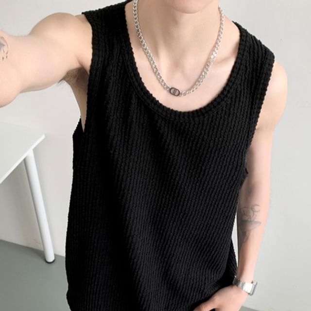 Antaeus-Scoop Neck Plain Tank Top