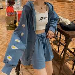 Dute - Floral Embroidered Zip Hoodie / Wide Leg Shorts Dute - Floral Embroidered Zip Hoodie / Wide Leg Shorts