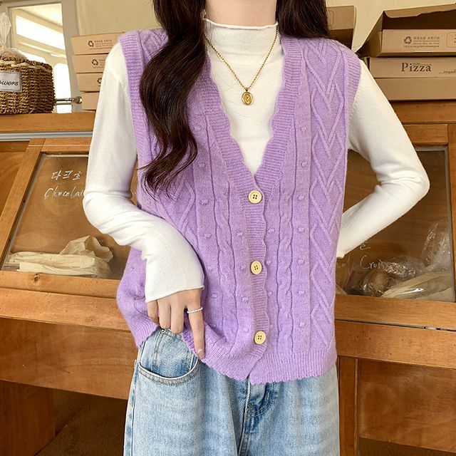Yako-V-Neck Cable Knit Button-Up Knit Vest Long-Sleeve Mock-Turtleneck Plain T-Shirt