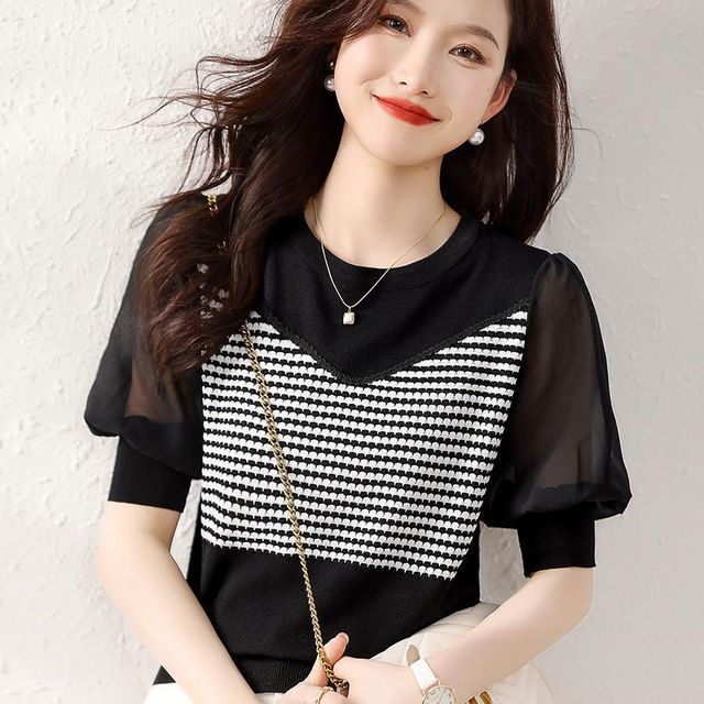 Jeonseon-Puff-Sleeve Crew Neck Striped Tee