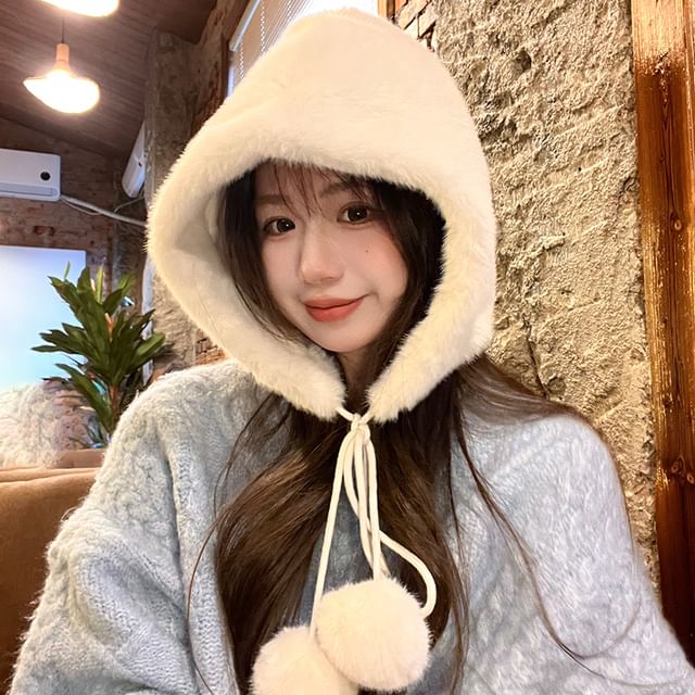 4-4 STUDIO-Plain Fluffy Bobble Trapper Hat
