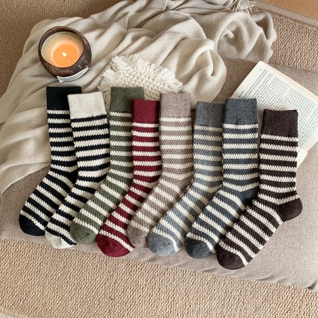 Gentiana-Striped Crew Socks
