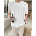 JOGUNSHOP - Buttonless Plain Henley | YesStyle