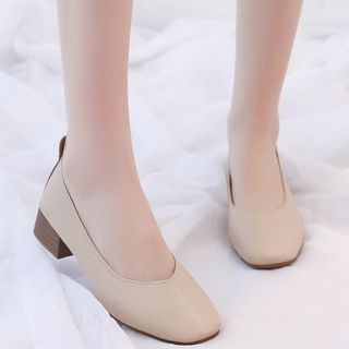 square toe block heel pumps