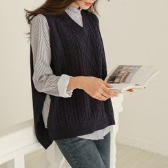 JUSTONE - V-Neck Deep-Slit Cable-Knit Vest JUSTONE - V-Neck Deep-Slit Cable-Knit Vest