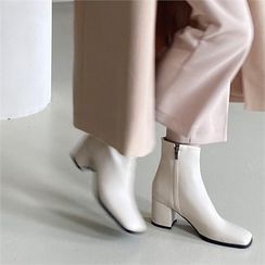 MONOBARBI - Square-Toe Block-Heel Ankle Boots MONOBARBI - Square-Toe Block-Heel Ankle Boots