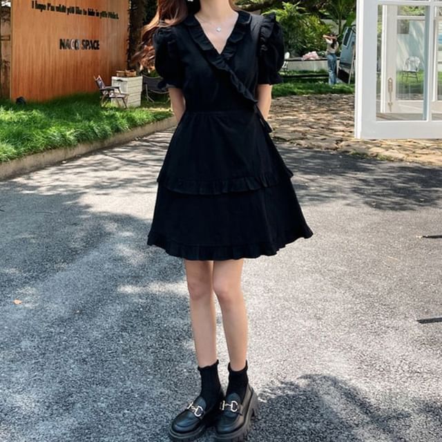Elbelier - Short-Sleeve V-Neck Plain Ruffle Trim Wrap Mini A-Line Dress
