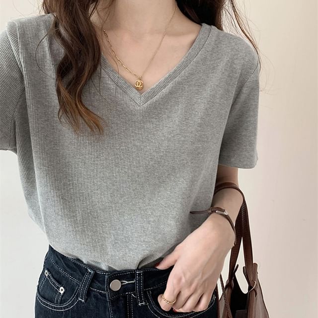 Cloud Nine-Short-Sleeve V-Neck Ribbed Plain T-Shirt
