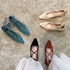 MIKOGI - Lace-Up Low Heel Pumps MIKOGI - Lace-Up Low Heel Pumps