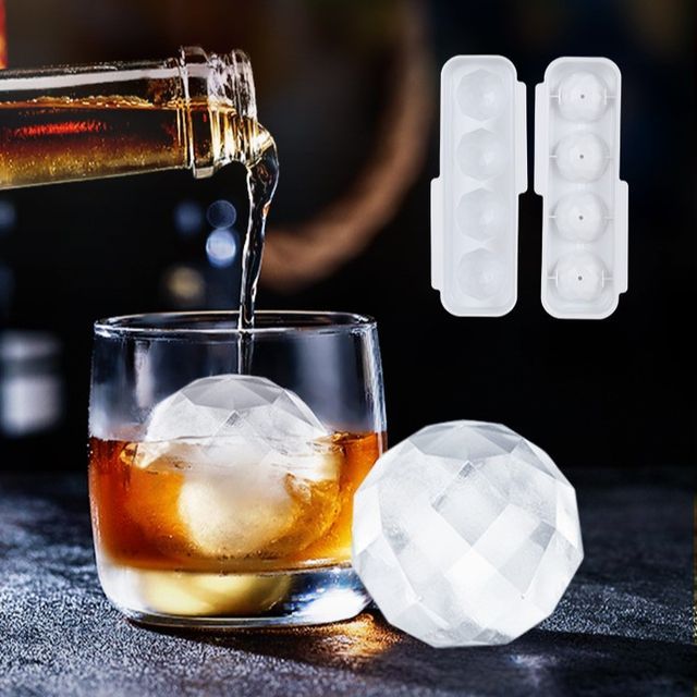 Intergalactic Ice Trays : Ice Cube Tray Design