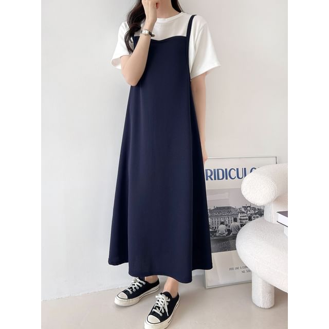 Set: Short-Sleeve Plain Tee + Spaghetti Strap Midi Dress
