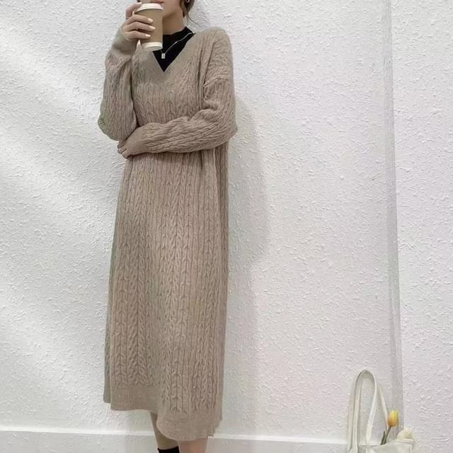 Everose-V-Neck Plain Cable Knit Midi Sweater Dress